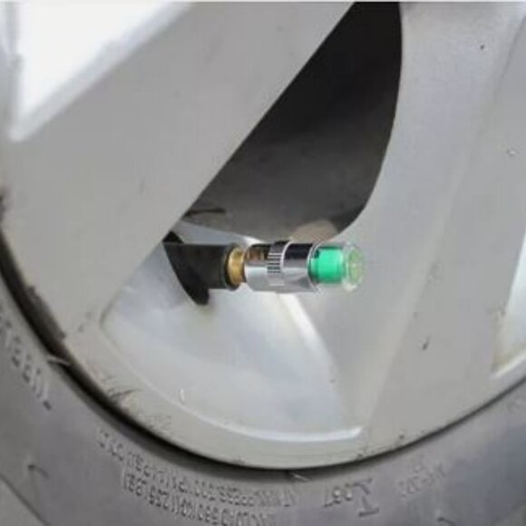 4-Pack Universal Tire Pressure Monitoring Valve Caps With Visual Indicators - Picture 8 of 9
